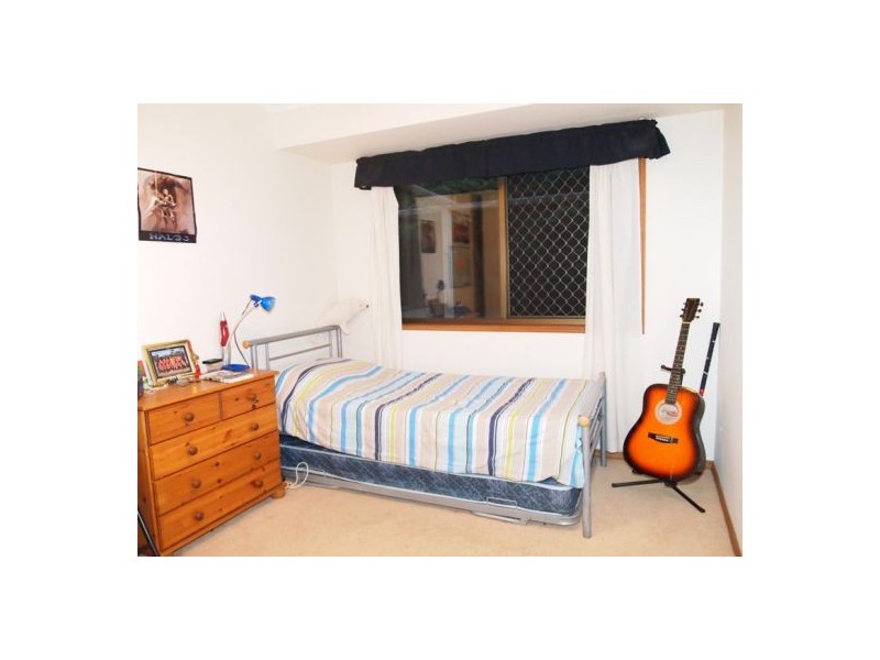 1 Hughes Rd, Wondunna QLD 4655