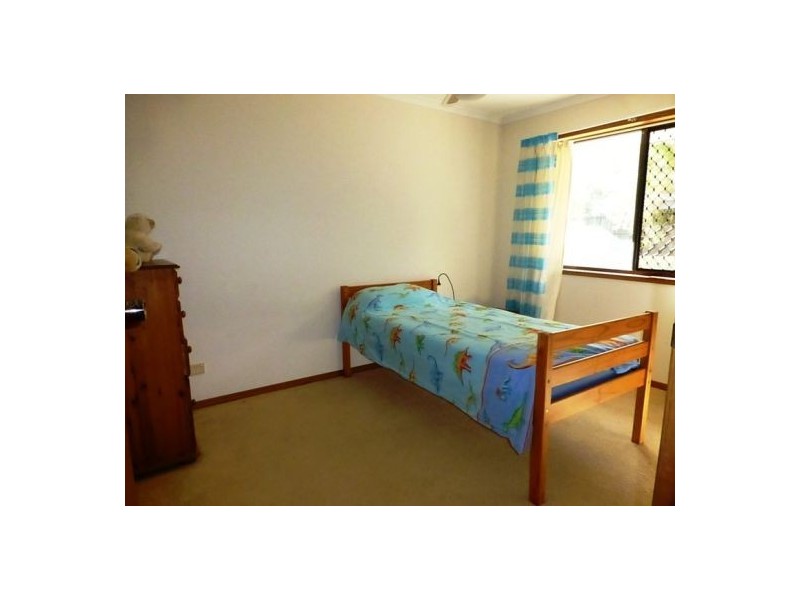 1 Hughes Rd, Wondunna QLD 4655
