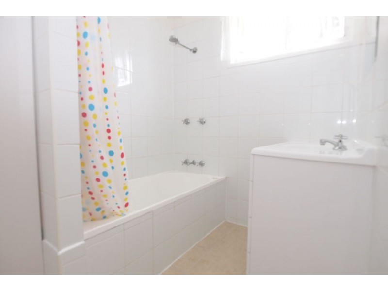 2 Minguin Street, Scarness QLD 4655