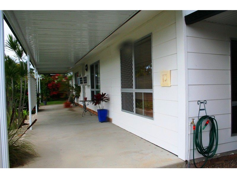 37 Caddy Avenue, Urraween QLD 4655