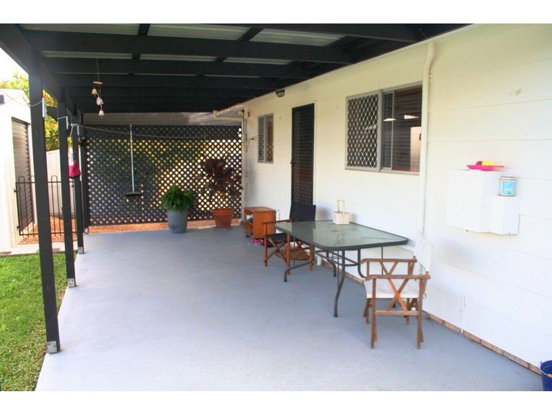 37 Caddy Avenue, Urraween QLD 4655