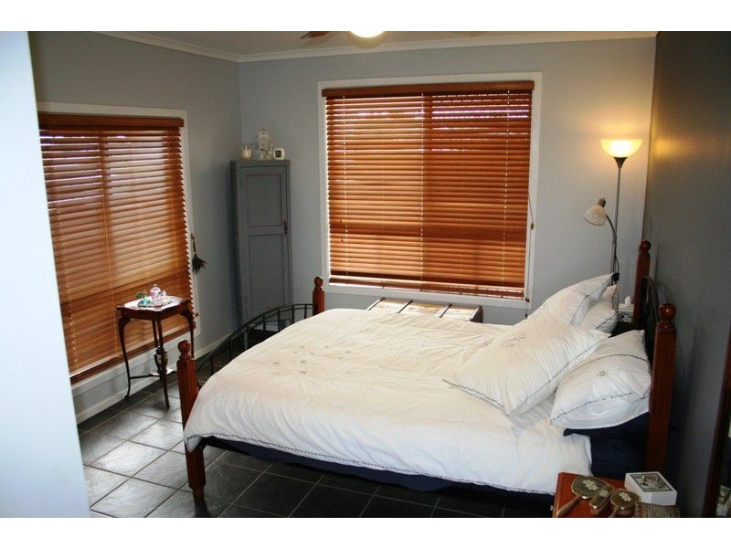 37 Caddy Avenue, Urraween QLD 4655