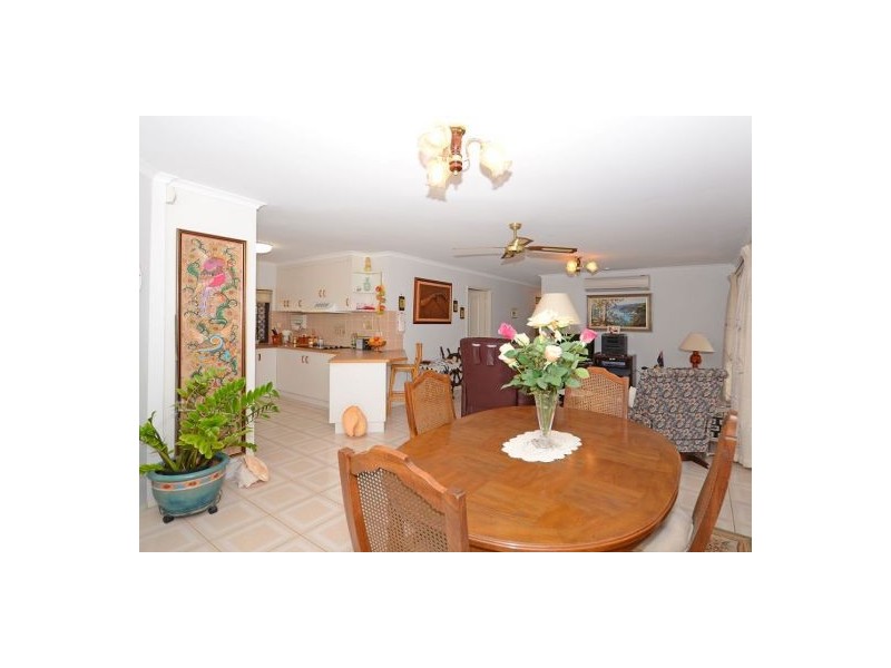 6 Dean Court, Urraween QLD 4655