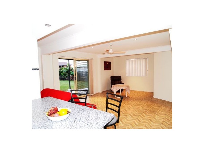 46 Mcliver Street, Pialba QLD 4655