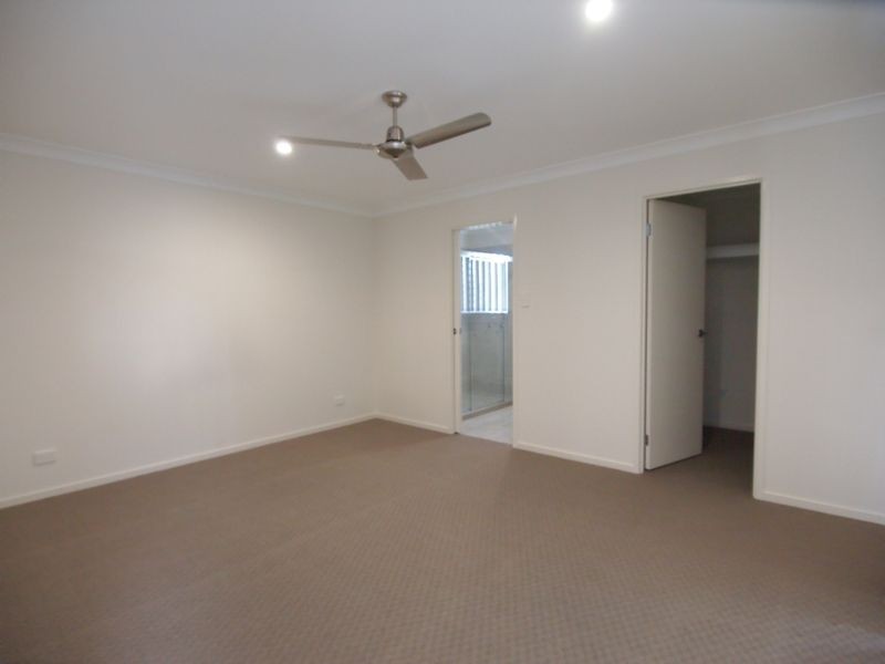 Unit 2/59 St Joseph Drive, Urraween QLD 4655