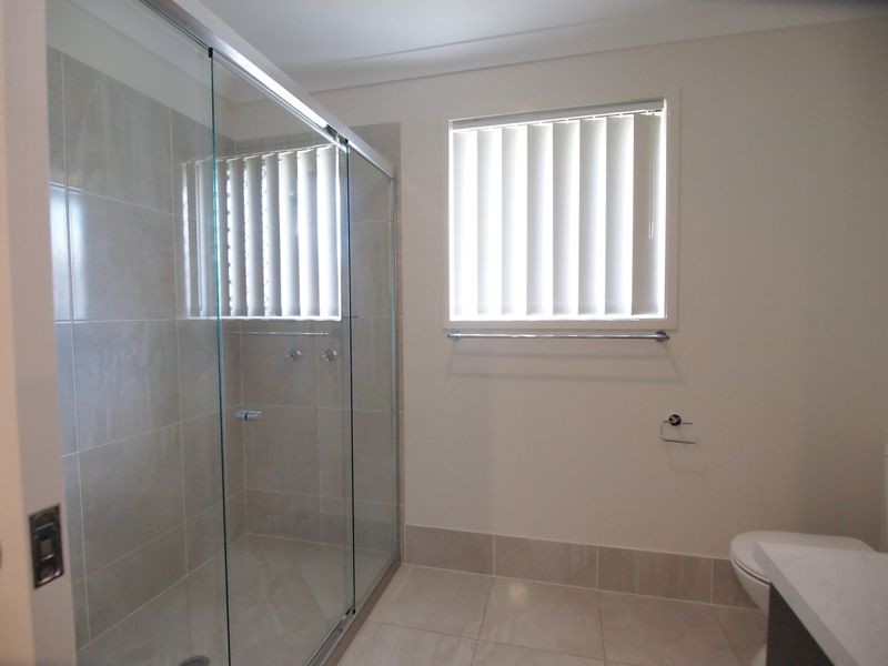 Unit 2/59 St Joseph Drive, Urraween QLD 4655