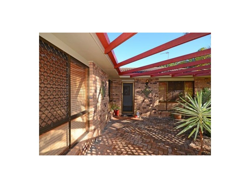 16 Parlon Court, Kawungan QLD 4655