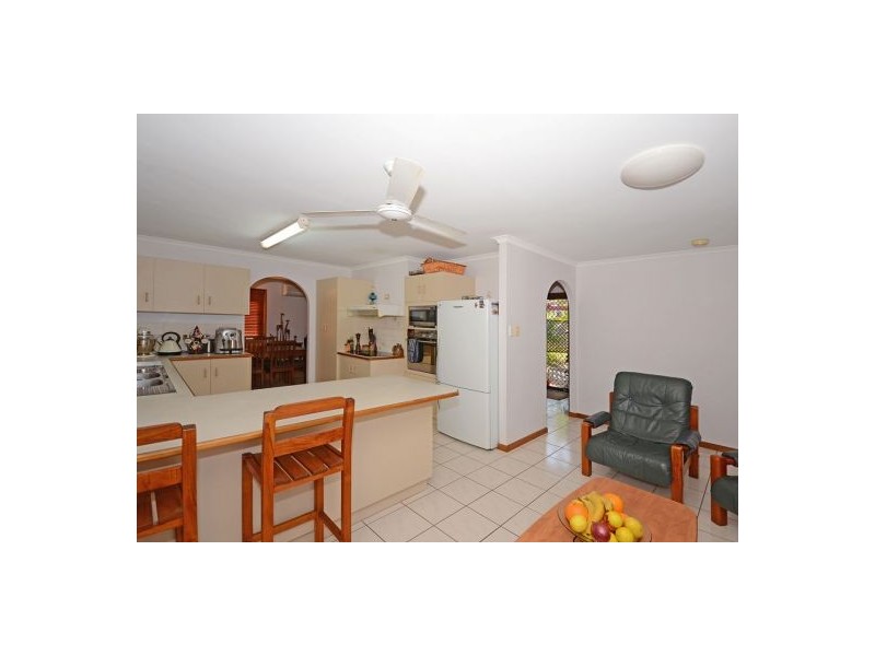 16 Parlon Court, Kawungan QLD 4655