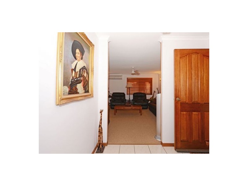 16 Parlon Court, Kawungan QLD 4655