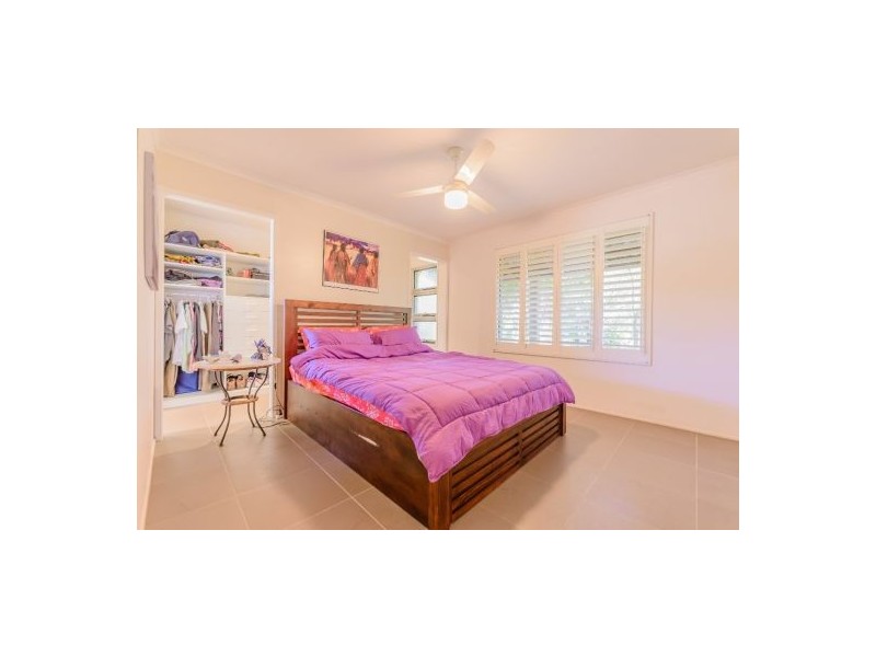 13 South St, Urangan QLD 4655