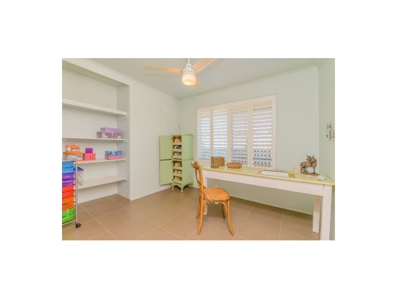 13 South St, Urangan QLD 4655