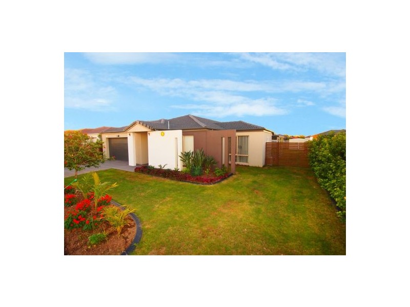 49 Lady Penrhyn Dr, Eli Waters QLD 4655