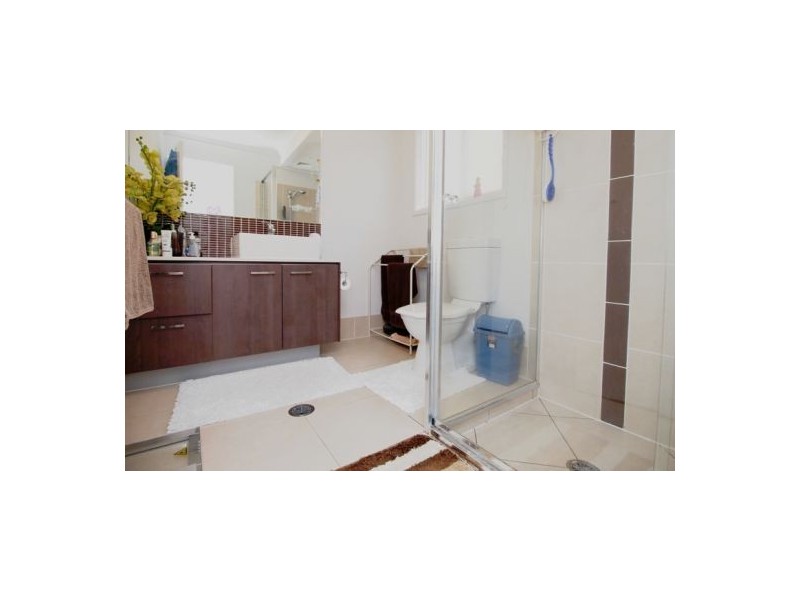 49 Lady Penrhyn Dr, Eli Waters QLD 4655