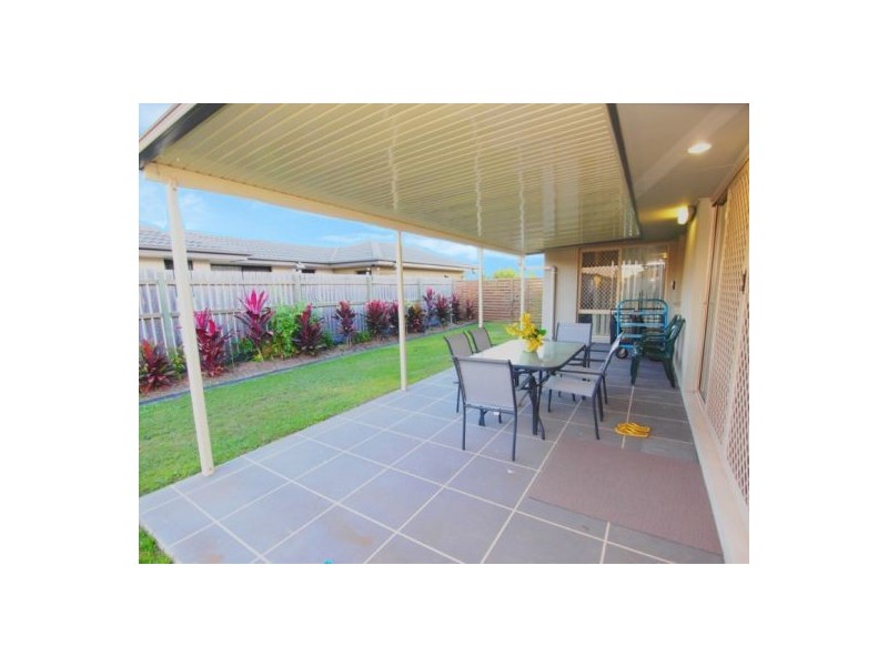 49 Lady Penrhyn Dr, Eli Waters QLD 4655