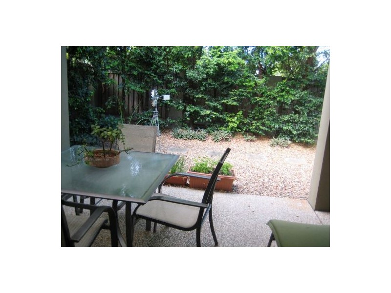 4/29 Stephenson St, Pialba QLD 4655