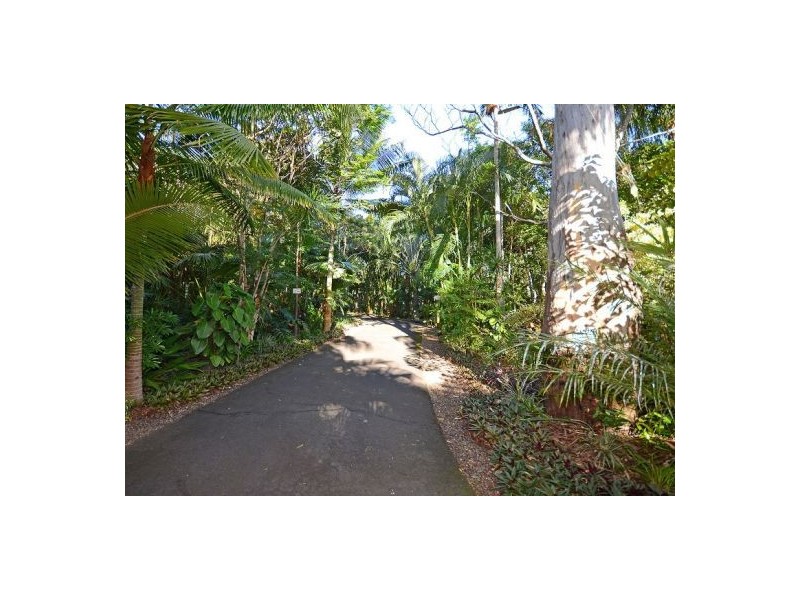 6 Pristine Pl, Dundowran Beach QLD 4655