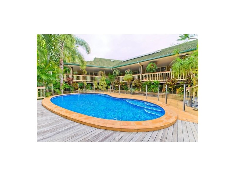 6 Pristine Pl, Dundowran Beach QLD 4655