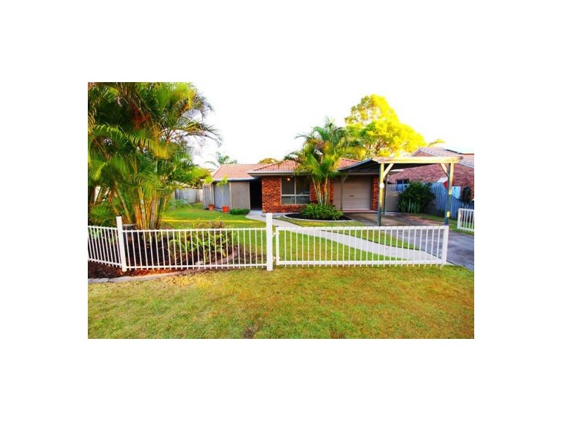 6 San Marco Crt, Urangan QLD 4655