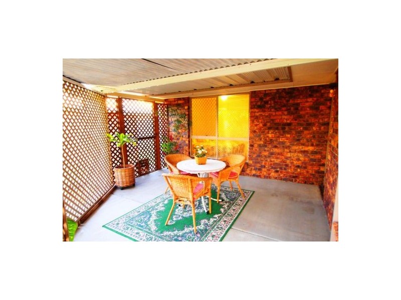 6 San Marco Crt, Urangan QLD 4655