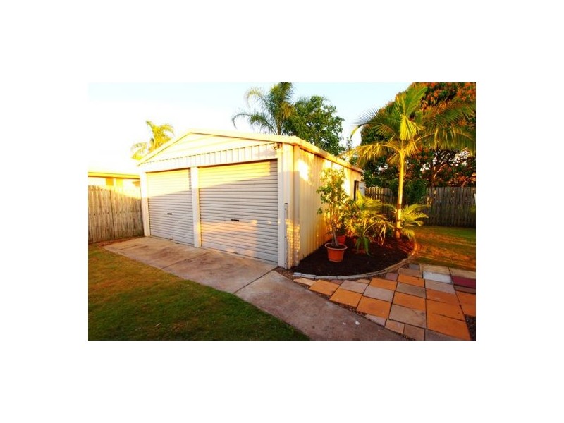 6 San Marco Crt, Urangan QLD 4655