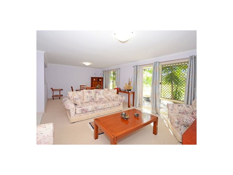 29 Lucas Dr, Burrum Heads QLD 4659