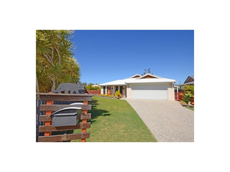 4 Montrose Close, Point Vernon QLD 4655