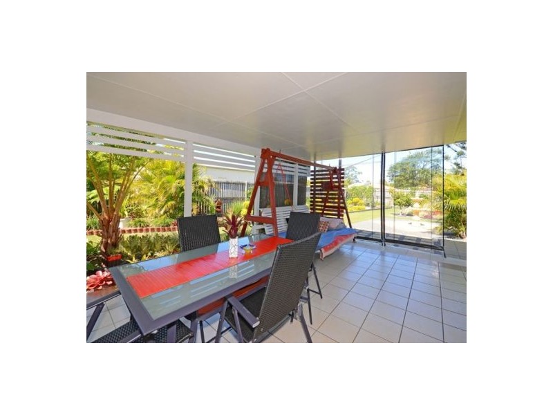 4 Montrose Close, Point Vernon QLD 4655