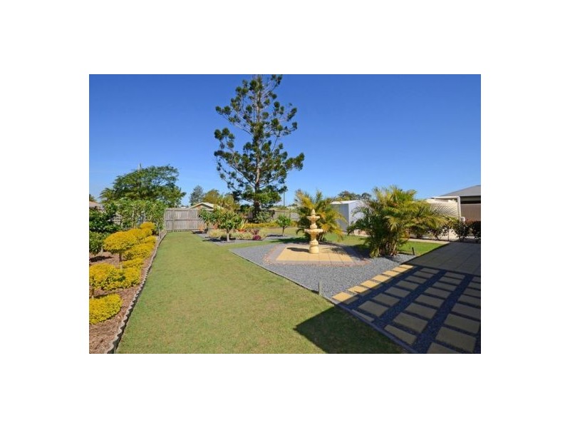 4 Montrose Close, Point Vernon QLD 4655
