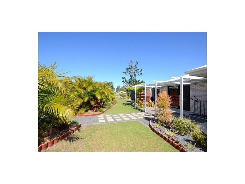4 Montrose Close, Point Vernon QLD 4655