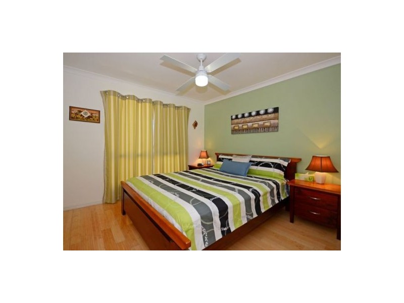 4 Montrose Close, Point Vernon QLD 4655