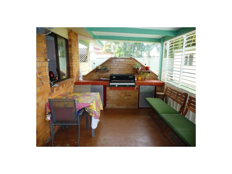 26 Junjaree St, Scarness QLD 4655