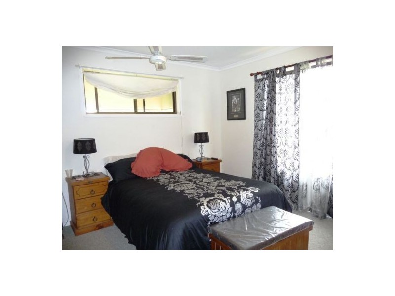 26 Junjaree St, Scarness QLD 4655