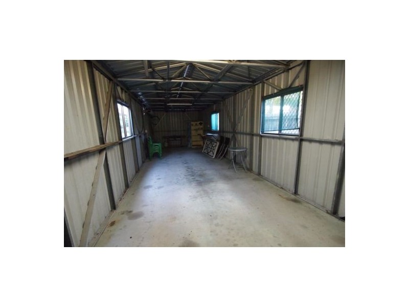 17 William St, Urangan QLD 4655