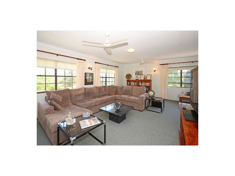 20 Long Street, Point Vernon QLD 4655