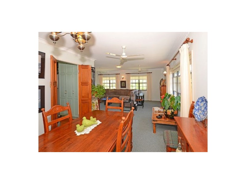 20 Long Street, Point Vernon QLD 4655