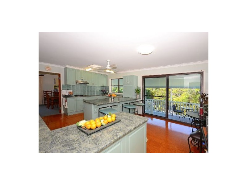 20 Long Street, Point Vernon QLD 4655