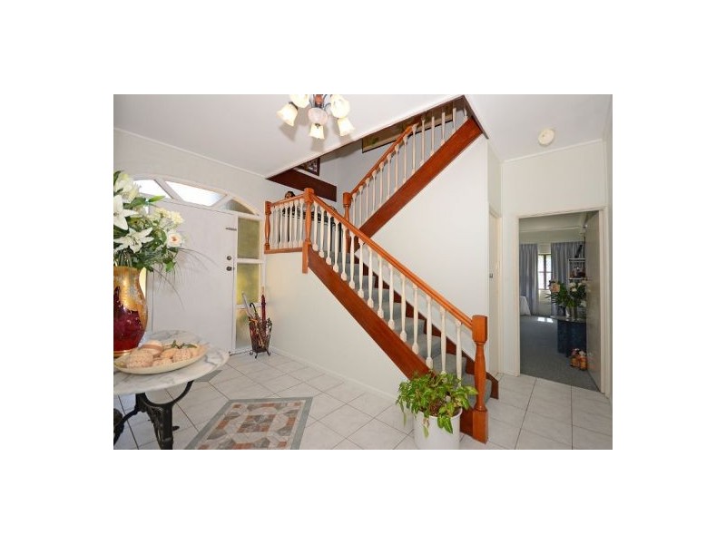 20 Long Street, Point Vernon QLD 4655