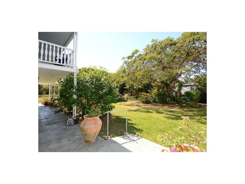 20 Long Street, Point Vernon QLD 4655