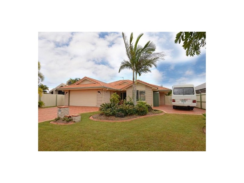20 Bushlark Avenue, Eli Waters QLD 4655