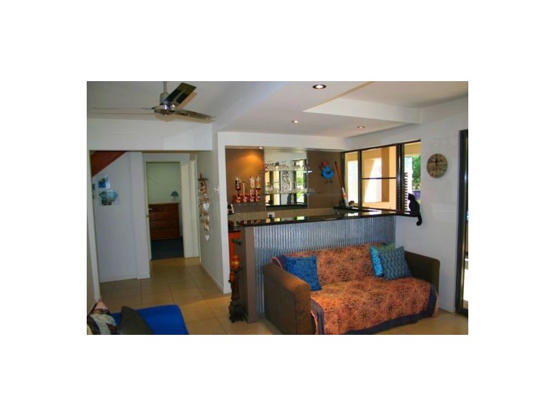 660 Esplanade, Urangan QLD 4655
