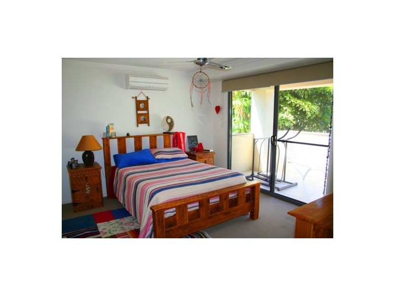 660 Esplanade, Urangan QLD 4655