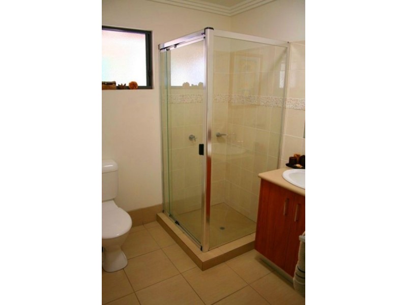 660 Esplanade, Urangan QLD 4655