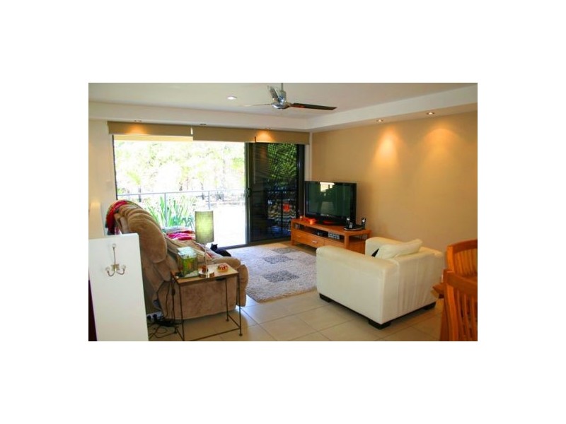 660 Esplanade, Urangan QLD 4655