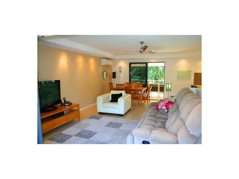 660 Esplanade, Urangan QLD 4655