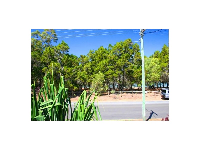 660 Esplanade, Urangan QLD 4655