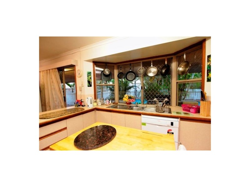 226 Dayman St, Torquay QLD 4655