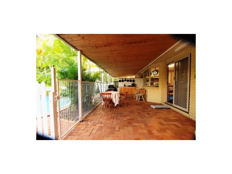 226 Dayman St, Torquay QLD 4655