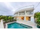 598 Esplanade, Urangan QLD 4655