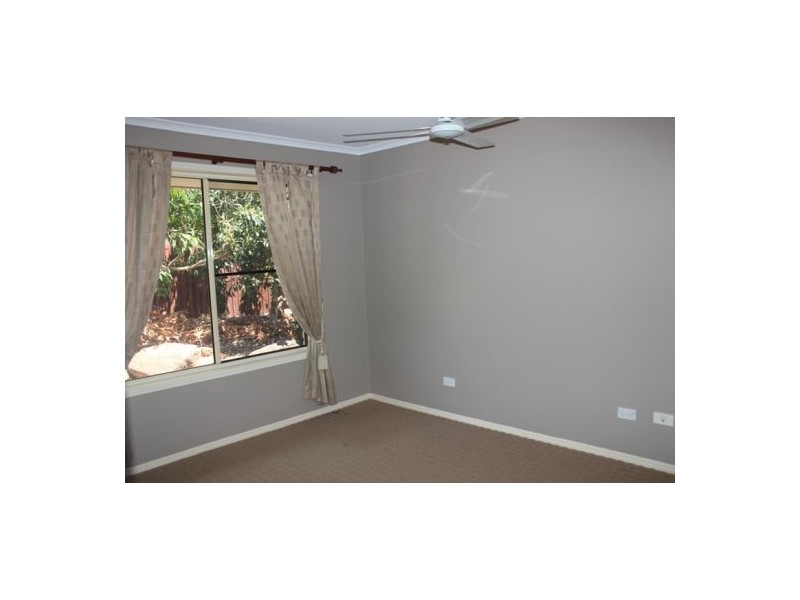 4 Shannen Court, Urraween QLD 4655