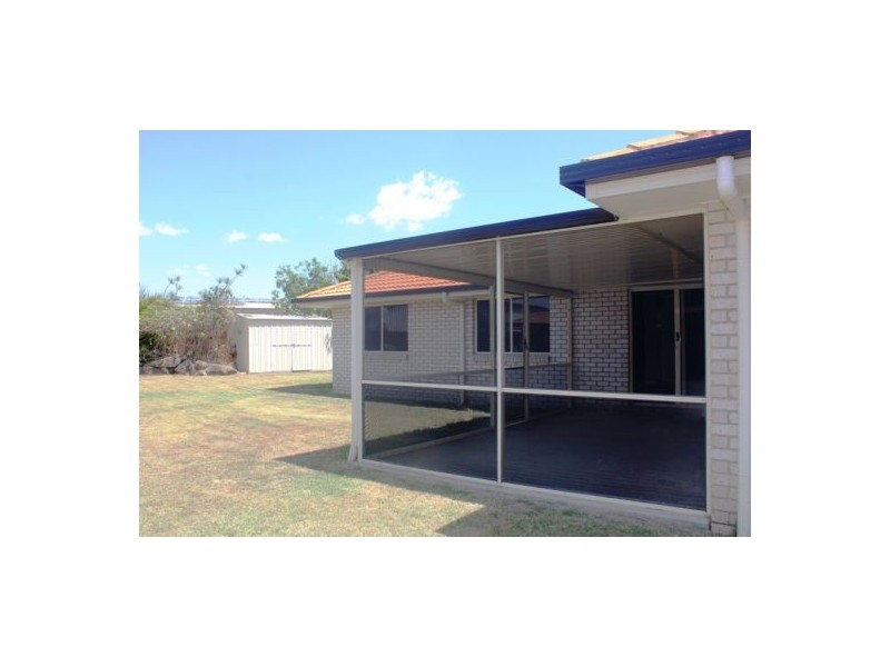 4 Shannen Court, Urraween QLD 4655